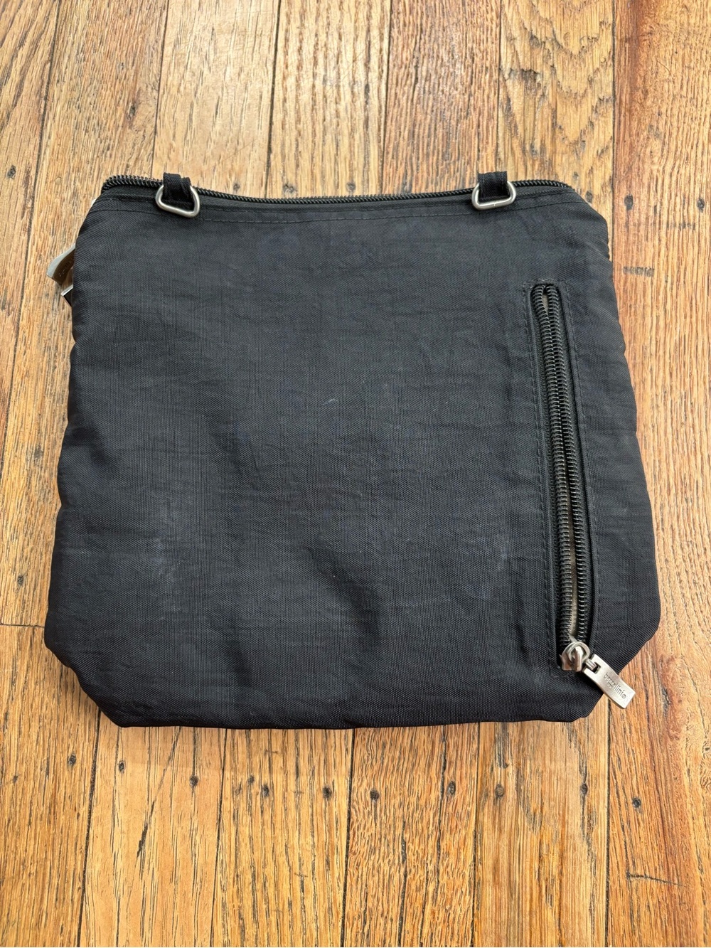 Baggallini Black Compact Crossbody Organizer - Picture 2 of 4